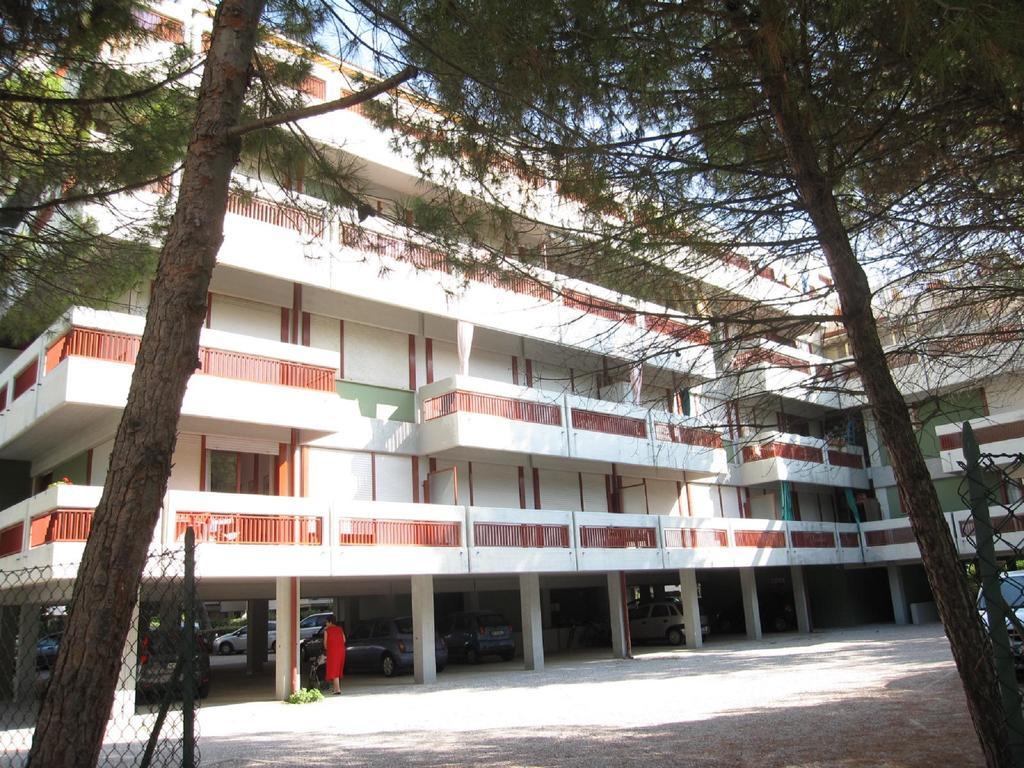 Appartamento Pineta Marina Grado Bagian luar foto